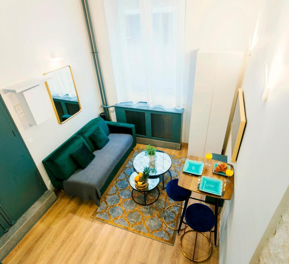 Апартаменты La Madeleine Private Studio Париж Экстерьер фото